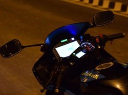 Yamaha R15 Dimodif Jadi Motor Pintar