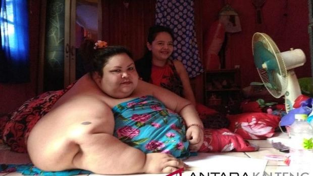 Wanita 350 Kg di Kalteng akan Diangkat Truk Forklift atau Damkar