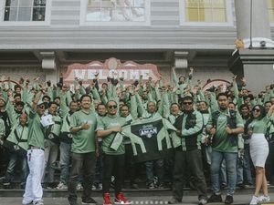 Mitra Pengemudi Grab Dapat Jaket Baru Ingatkan Keamanan Berkendara