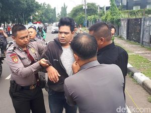 Diduga Maling Helm di Depan KPK, Pria Bawa Kartu Vendor KPK Diciduk