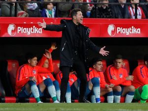 Simeone Bersyukur Raih Satu Poin dari Kandang Sevilla