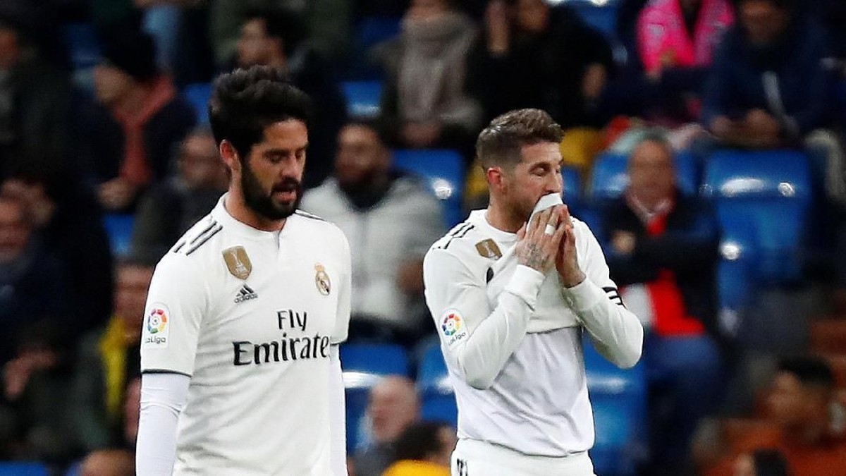 Real Madrid kalah bukan karena wasit atau keberuntungan, El Real memang main jelek saat menjamu Real Sociedad (REUTERS/Juan Medina)