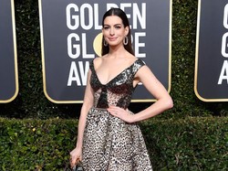 Pola Asuh Kate Middleton yang Mencuri Perhatian Anne Hathaway