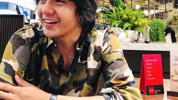 Arbani Yasiz, Pemain Sinetron Ganteng yang Hobi Makan Bareng Keluarga