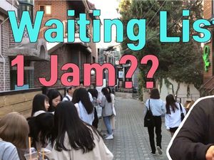Wow! Foodies Korea Rela Antre 1 Jam Buat Makan di Resto Indonesia Wow! Foodies Korea Rela Antre 1 Jam Buat Makan di Resto Indonesia