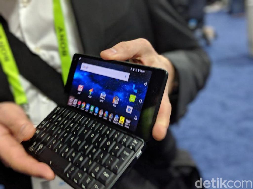 Apakah Ini Reinkarnasi Nokia Communicator? Apakah Ini Reinkarnasi Nokia Communicator?