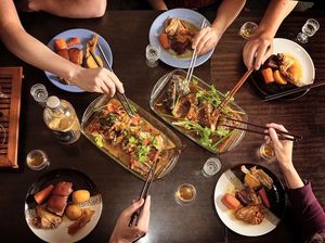 Warga Singapura Pesan Makanan China Zi Char Sampai Ratusan Dolar