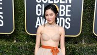 Foto: Adu Gaya Bintang Crazy Rich Asians di Golden Globes 2019