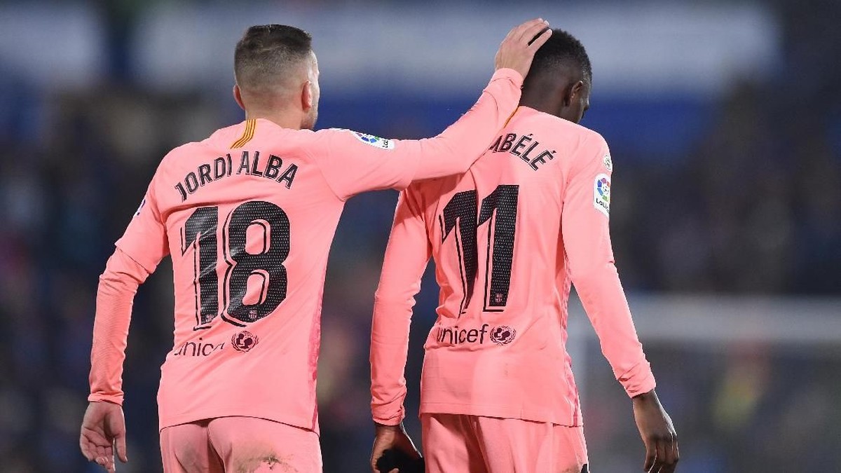 Barcelona akan tetap tampil serius di Copa del Rey musim ini (Denis Doyle/Getty Images)