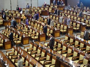 310 Anggota DPR Absen, Begini Kondisi Sidang Paripurna Awal Tahun 310 Anggota DPR Absen, Begini Kondisi Sidang Paripurna Awal Tahun