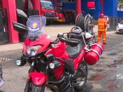 Perkenalkan! Si Merah Motor Pemadam Kebakaran di Surabaya