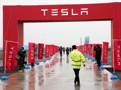 Tsunami COVID-19, Pabrik Tesla Setop Produksi di China