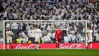 Real Madrid dengan Stadion Santiago Bernabeu punya rata-rata penonton 66.161 orang. Foto: Juan Medina/Reuters