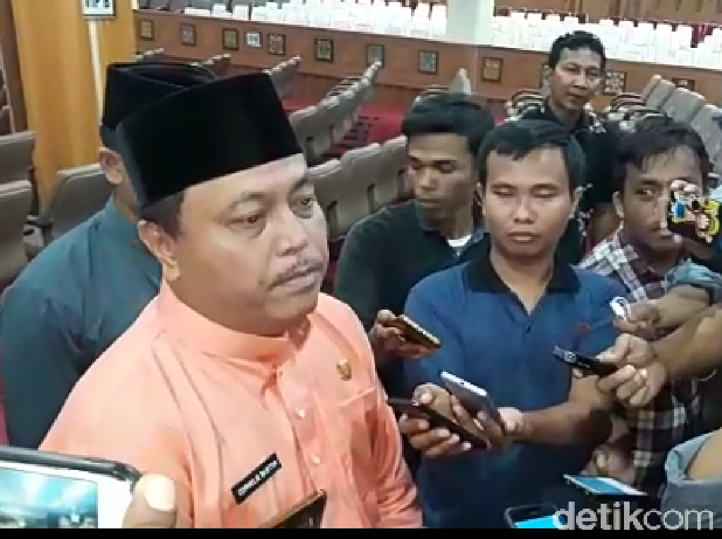 DPRD Usulkan Wagub Jadi Gubernur Jambi Gantikan Zumi Zola DPRD Usulkan Wagub Jadi Gubernur Jambi Gantikan Zumi Zola
