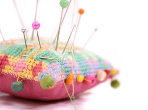 Rapikan Jilbab, Jarum Pentul Tertelan dan Nyangkut di Paru Wanita Ini