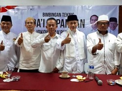 Embay Mulya Syarief Bekali Dai Lapangan Banten Pro-Jokowi