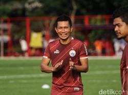 Ikut Latihan Perdana Persija, Ismed Sofyan Belum Diikat Kontrak Baru