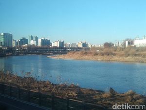 Seoul Mau Luncurkan Layanan Bus Air di Sungai Han Seoul Mau Luncurkan Layanan Bus Air di Sungai Han
