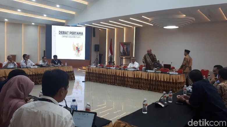 KPU Bertemu TKN-BPN Bahas Persiapan Debat Capres