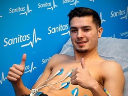 Diaz menjalani pemeriksaan medis di Real Madrid pada Senin (7/1/2019) kemarin waktu Spanyol. (Instagram @realmadrid)