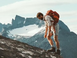 Apa Bedanya Hipotermia, Frostbite dan Altitude Sickness?