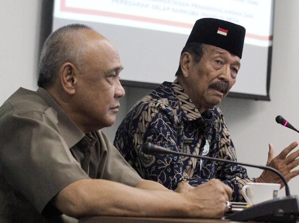 Siasat untuk Pemberantasan Narkoba di Desa Siasat untuk Pemberantasan Narkoba di Desa