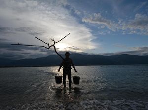 Seniman Jepang Menolak Lupa Gempa dan Tsunami Palu Seniman Jepang Menolak Lupa Gempa dan Tsunami Palu