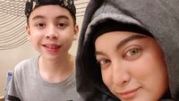 Sweet! Kedekatan Jane Shalimar dengan Putranya yang Tampan