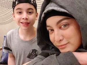 Sweet! Kedekatan Jane Shalimar dengan Putranya yang Tampan