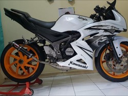 Kawasaki Ninja RR Pertama Berasa Honda NSR 250