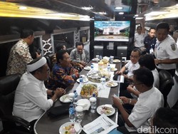 Ngabalin: Bandara Kulon Progo Dikebut Bukan Kepentingan Politik Jokowi