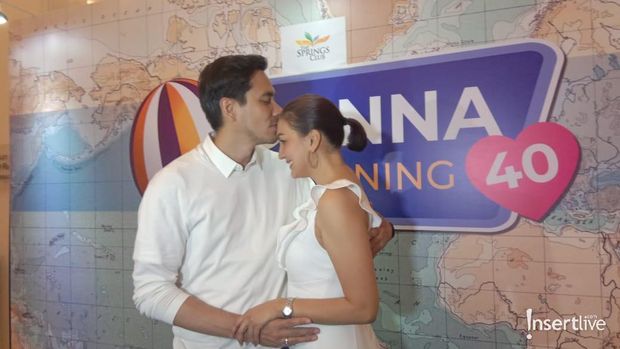 Donna Agnesia & Darius Sinathrya