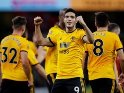 Manajer Wolves: Ayo, Bikin City Pusing di Etihad