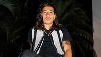 Maka jangan heran kalau Bellerin terlihat sangat hipster. (Foto: Instagram @hectorbellerin)