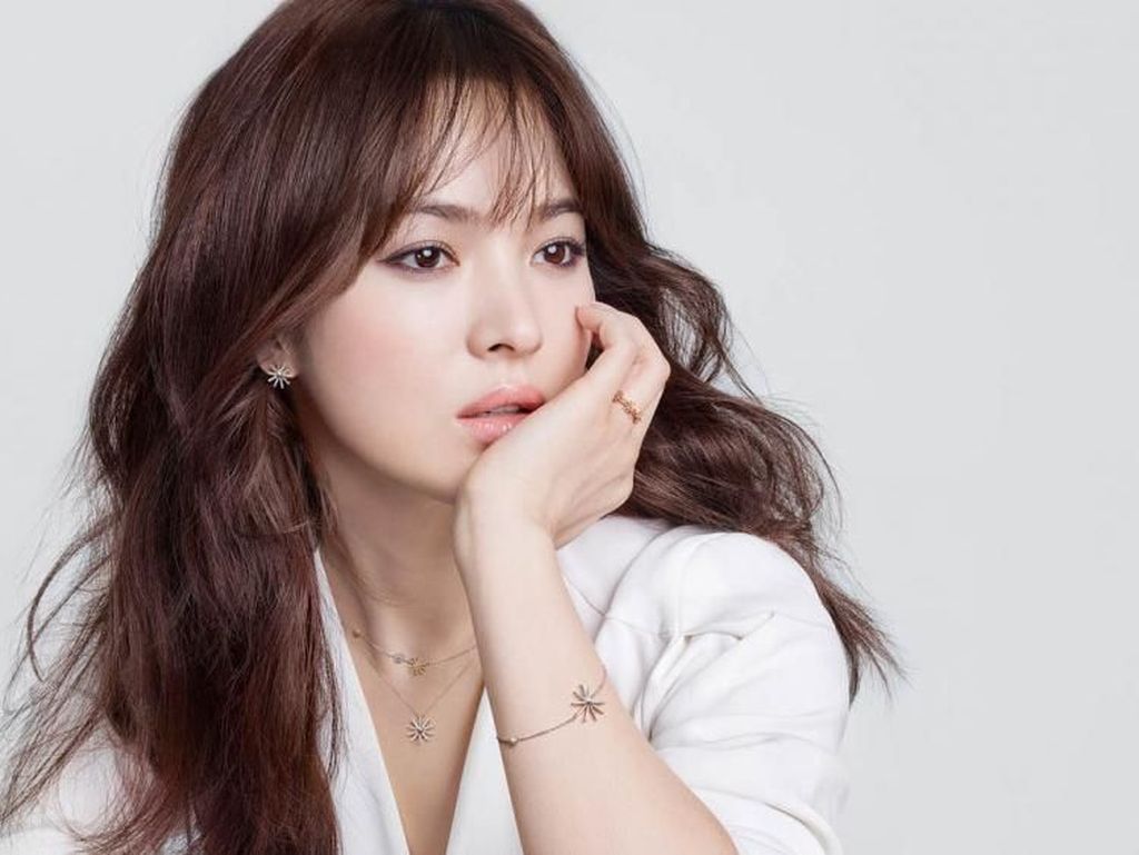 5 Fakta Song Hye Kyo yang Digugat Cerai Song Joong Ki 5 Fakta Song Hye Kyo yang Digugat Cerai Song Joong Ki