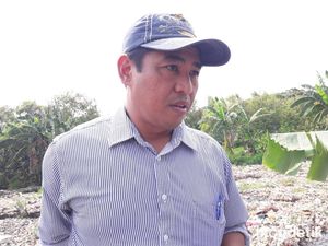 Menko Maritim akan Rapat soal Sampah Kali Pisang Batu Bekasi Besok Menko Maritim akan Rapat soal Sampah Kali Pisang Batu Bekasi Besok