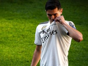 10 Pemain Termahal di Bursa Transfer Musim Dingin Sejauh Ini