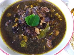 Nasi Rawon Dan Jajanan Pasar, Sarapan Kesukaan Istri Sandiaga Uno