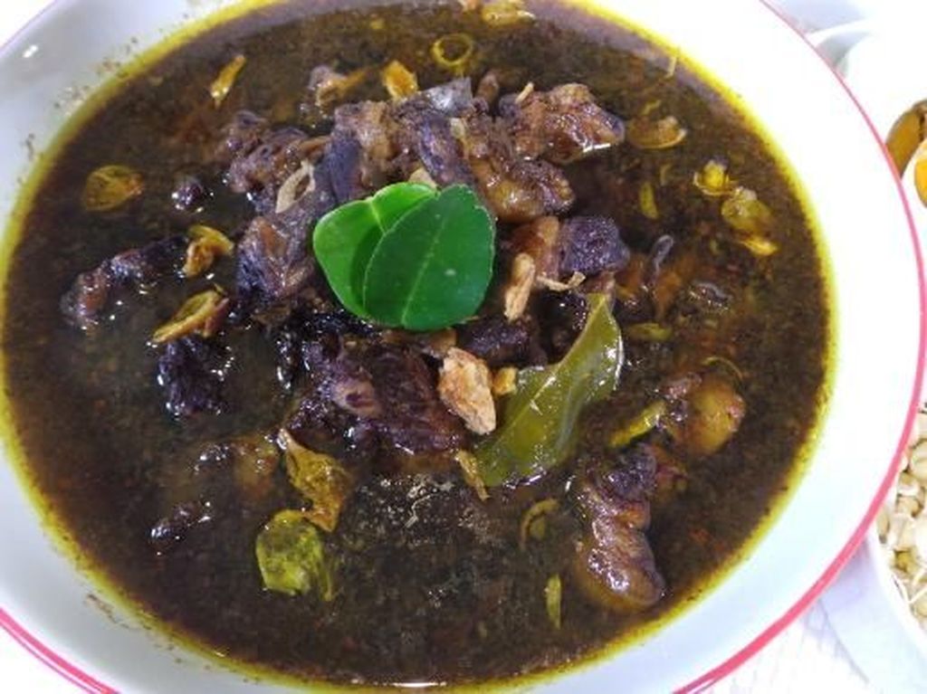 Nasi Rawon Dan Jajanan Pasar, Sarapan Kesukaan Istri Sandiaga Uno Nasi Rawon Dan Jajanan Pasar, Sarapan Kesukaan Istri Sandiaga Uno