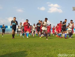 Persela Pulangkan 20 Pemain Seleksi