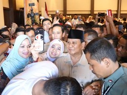 Di Palu, Prabowo Singgung Pejabat yang Korupsi Bantuan Bencana Alam