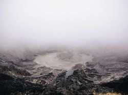 Erupsi Tangkuban Perahu Tak Ganggu Bandara Husein dan Kertajati