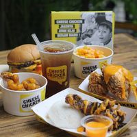 Bisa Beli Franchise 5 Merek Fried Chicken Lokal yang Populer Ini