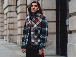 Meski berkarir di sepakbola, Bellerin tumbuh besar tak jauh dari dunia fashion. (Foto: Instagram @hectorbellerin)