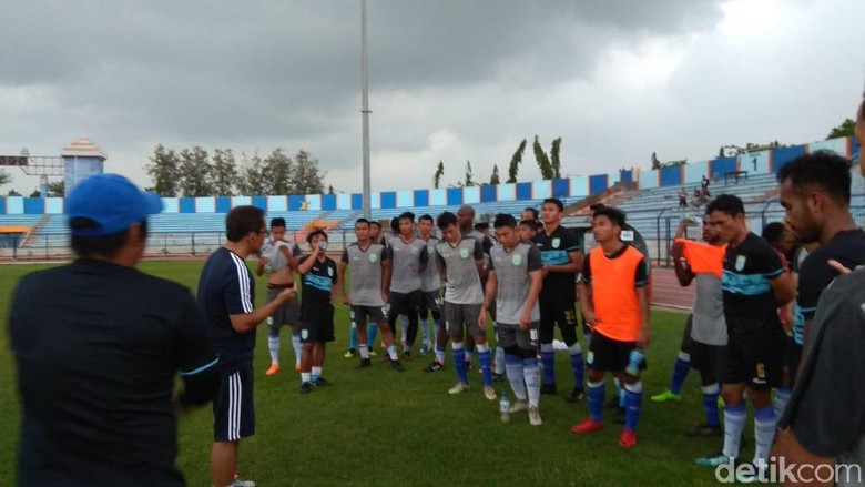 Persela Incar Pemain Asing Debutan di Liga Indonesia