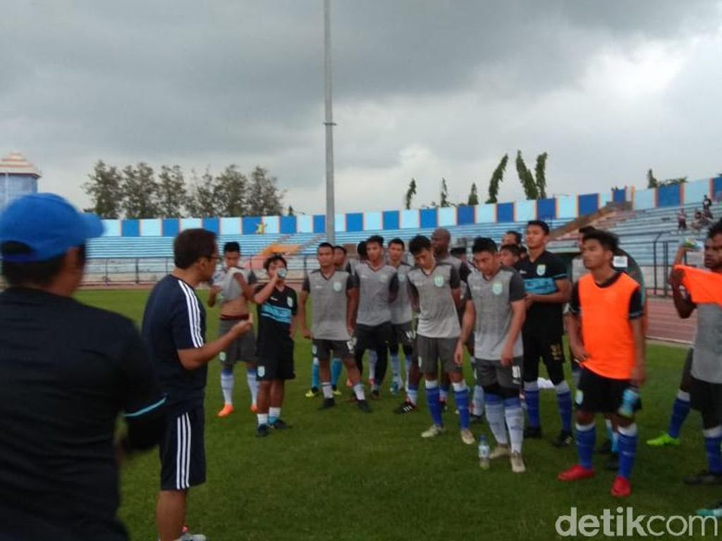 Persela Incar Pemain Asing Debutan di Liga Indonesia Persela Incar Pemain Asing Debutan di Liga Indonesia
