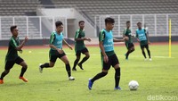 Sesi latihan tersebut dimulai sejak pukul 06.30 WIB.