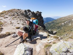 Terpopuler: Pendaki Wanita Hilang 2 Minggu di Gunung, Ajaibnya Selamat