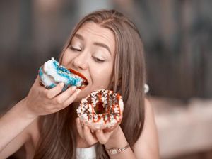 Kenali Bedanya Lapar Fisik dengan Lapar Emosional Kenali Bedanya Lapar Fisik dengan Lapar Emosional