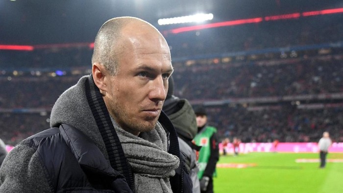 Soccer Football - Bundesliga - Bayern Munich v RB Leipzig - Allianz Arena, Munich, Germany - December 19, 2018  Bayern Munichs Arjen Robben before the match   REUTERS/Andreas Gebert  DFL regulations prohibit any use of photographs as image sequences and/or quasi-video